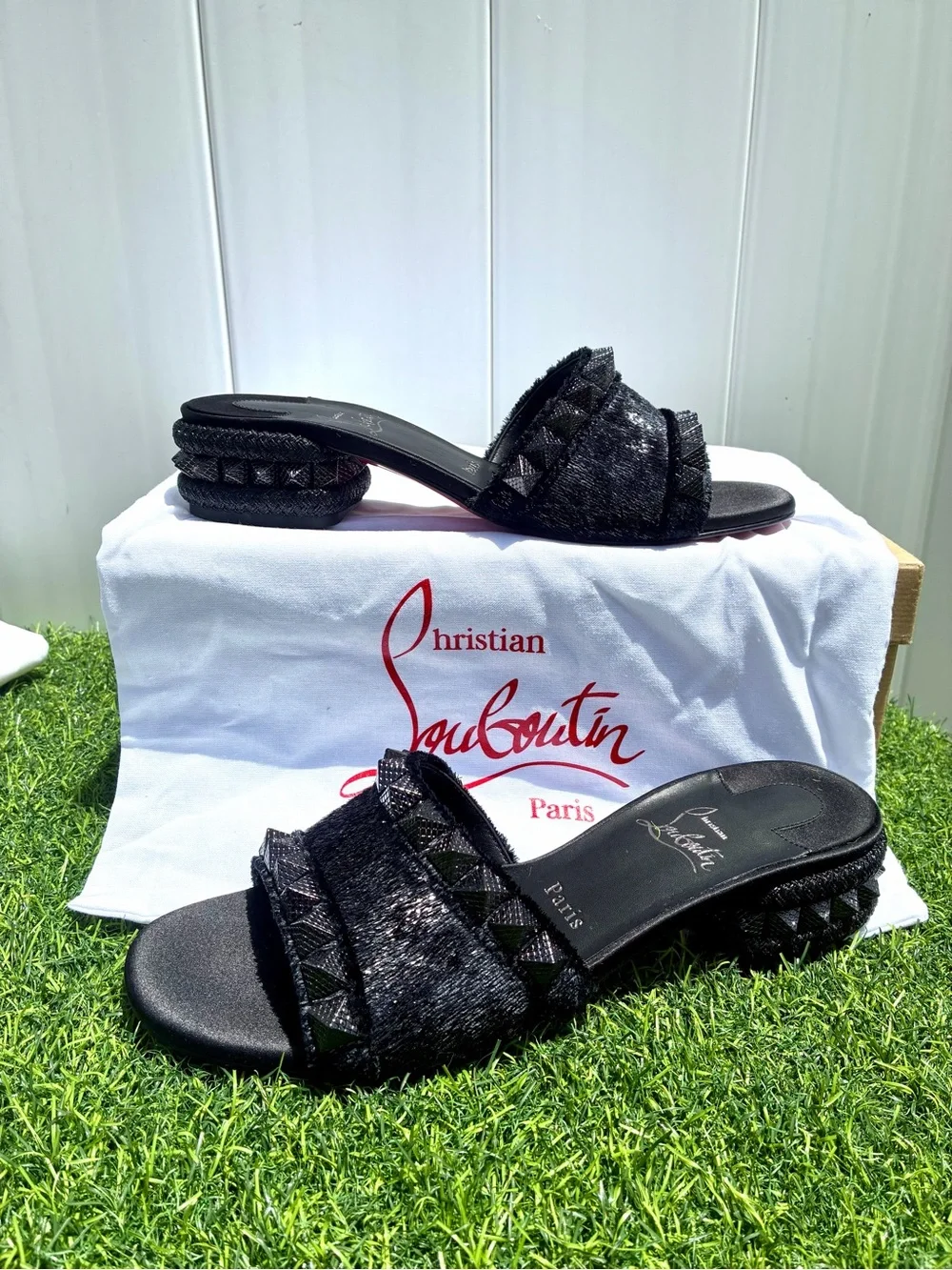 CHRISTIAN LOUBOUTIN PYRAMULE 30 SLIDE MULE SANDAL BLACK VELVET METAL STUDS SZ 38